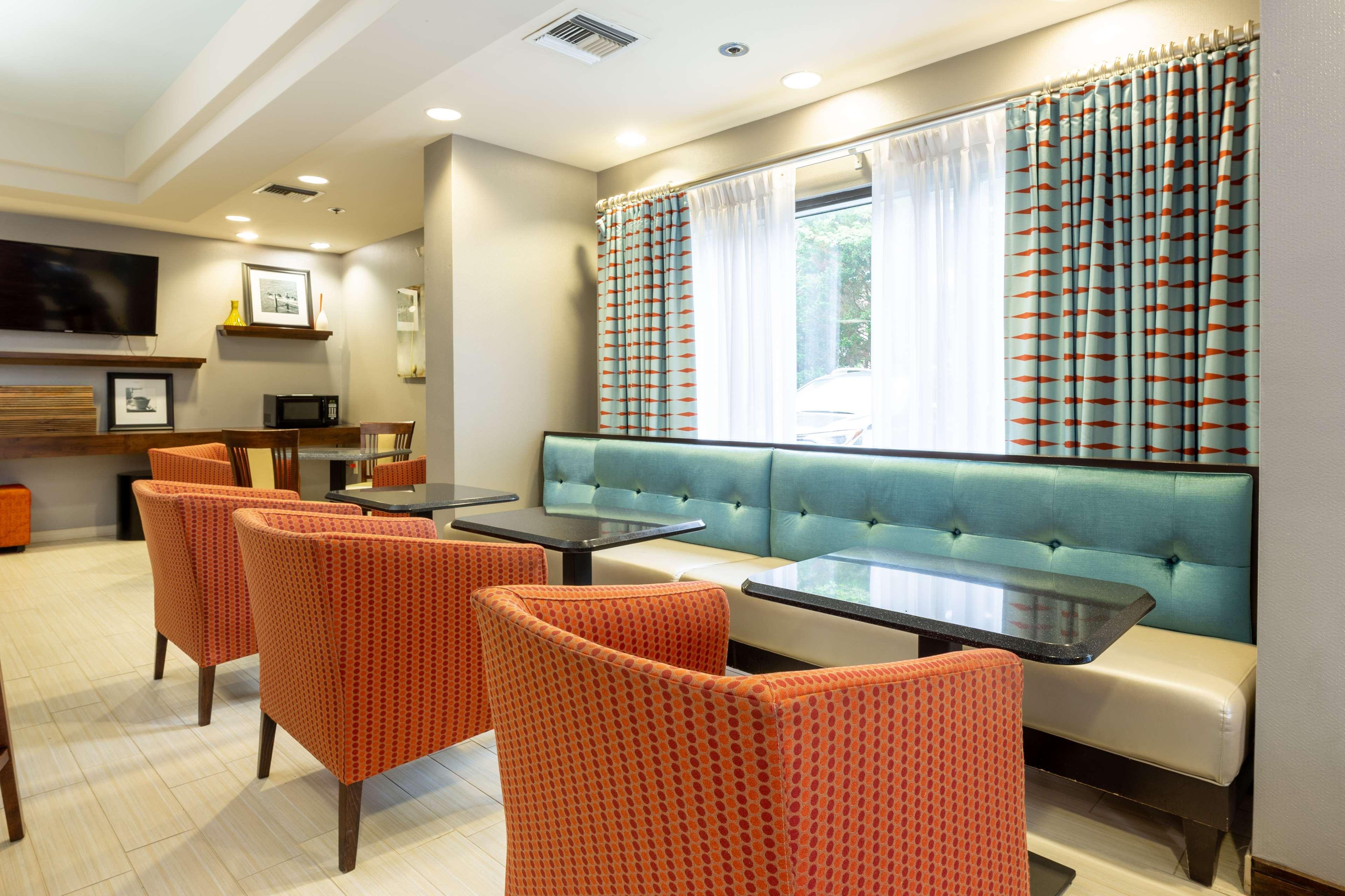 Hampton Inn Columbia I-26/Harbison Blvd Ngoại thất bức ảnh