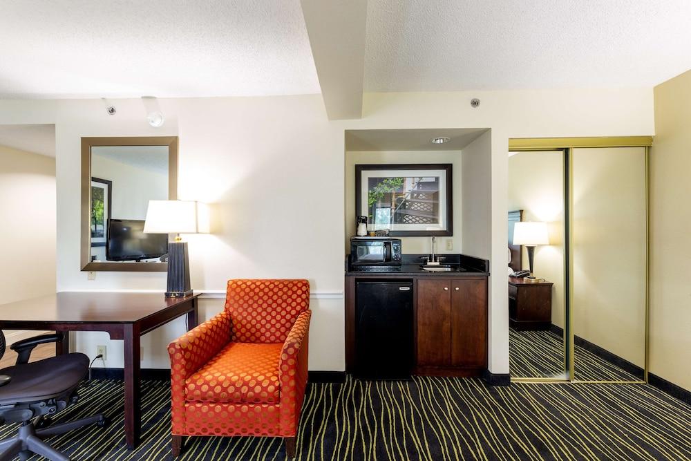 Hampton Inn Columbia I-26/Harbison Blvd Ngoại thất bức ảnh